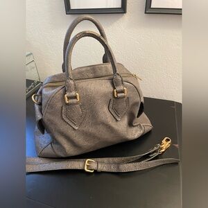 Marc by Marc Jacobs ostrich gray & gold handbag. Handle and crossbody.
